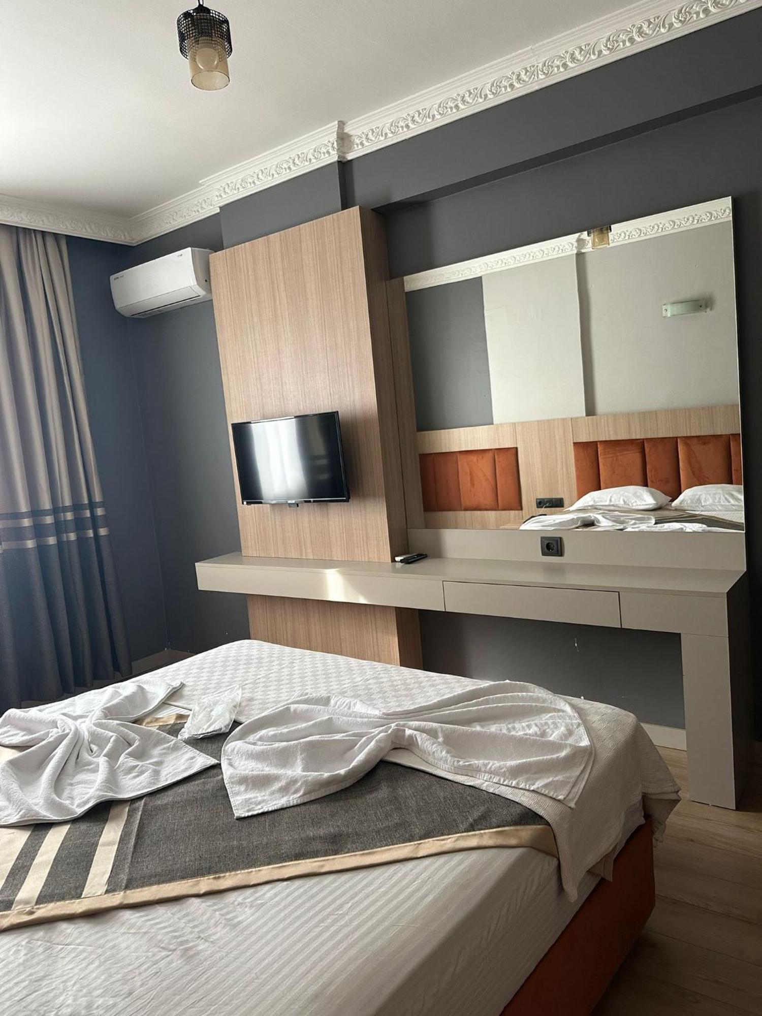 Metros Hotel Mersin  Exterior photo