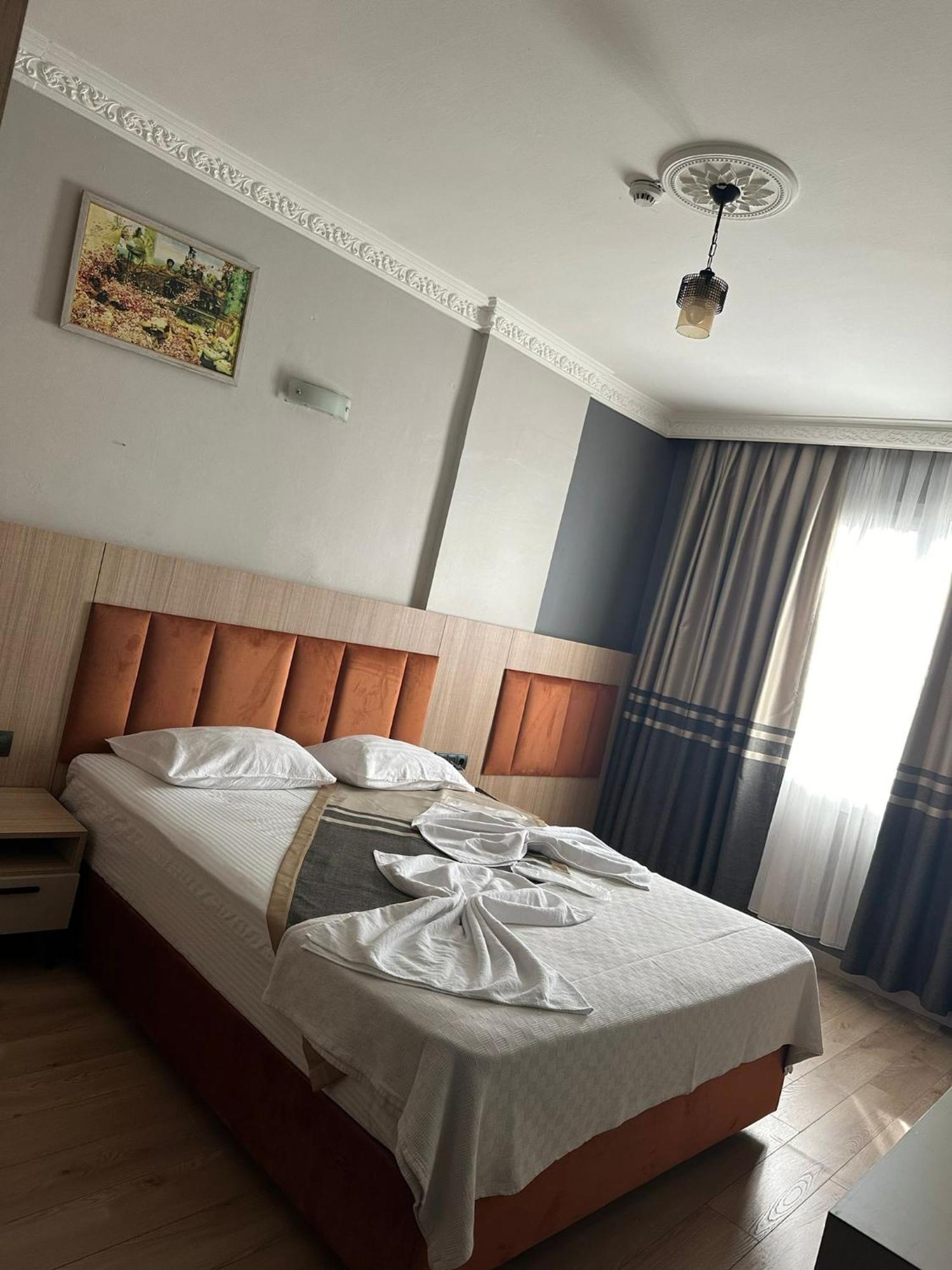 Metros Hotel Mersin  Exterior photo
