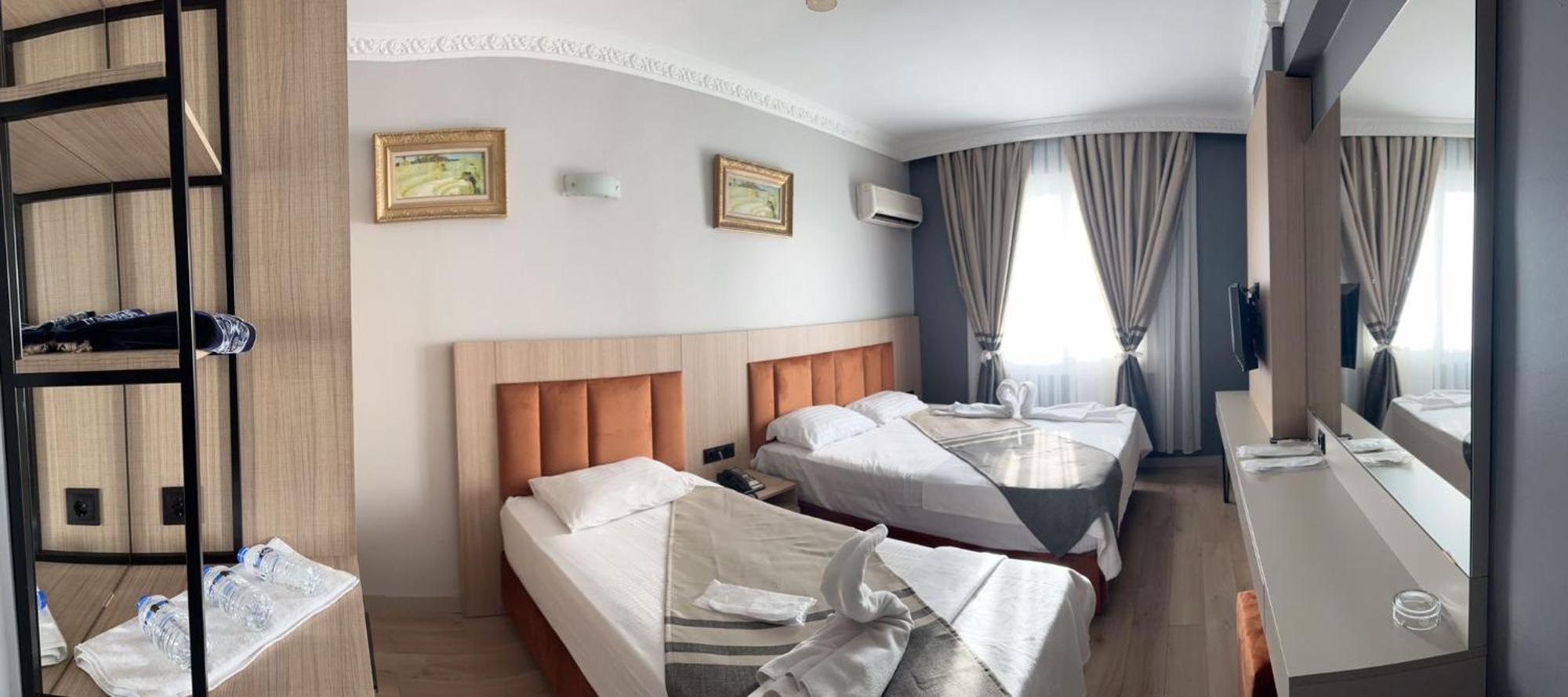 Metros Hotel Mersin  Exterior photo