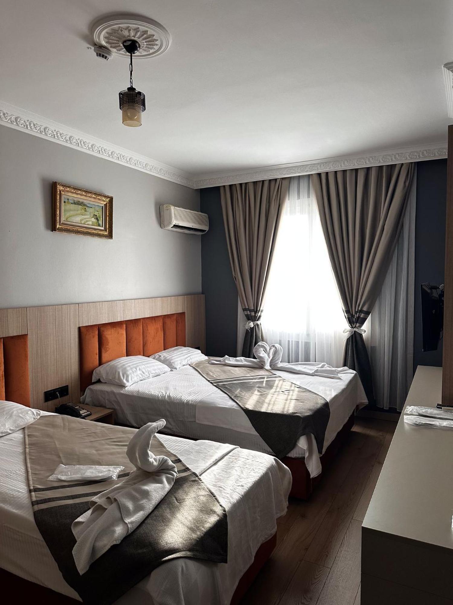 Metros Hotel Mersin  Exterior photo