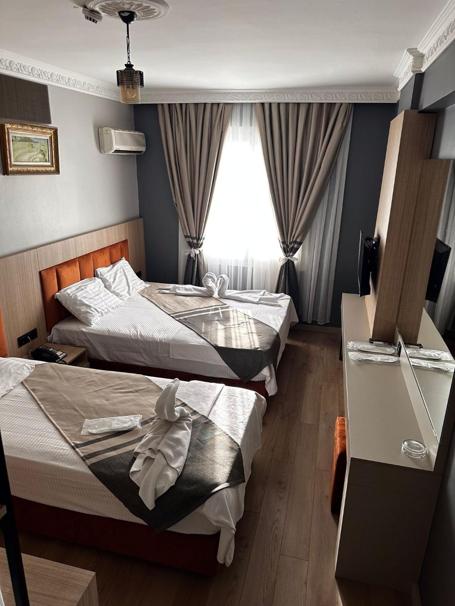 Metros Hotel Mersin  Exterior photo