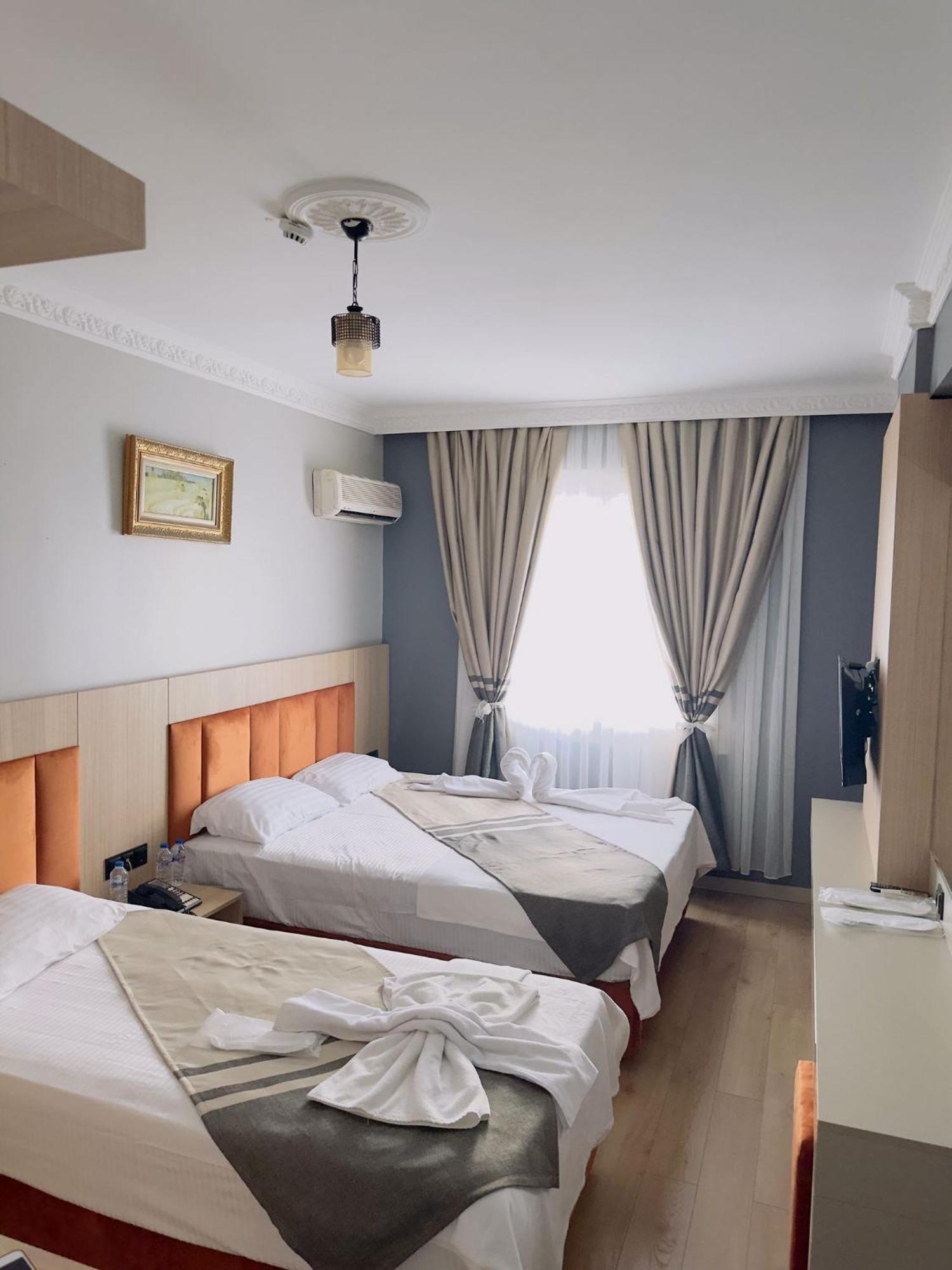 Metros Hotel Mersin  Exterior photo