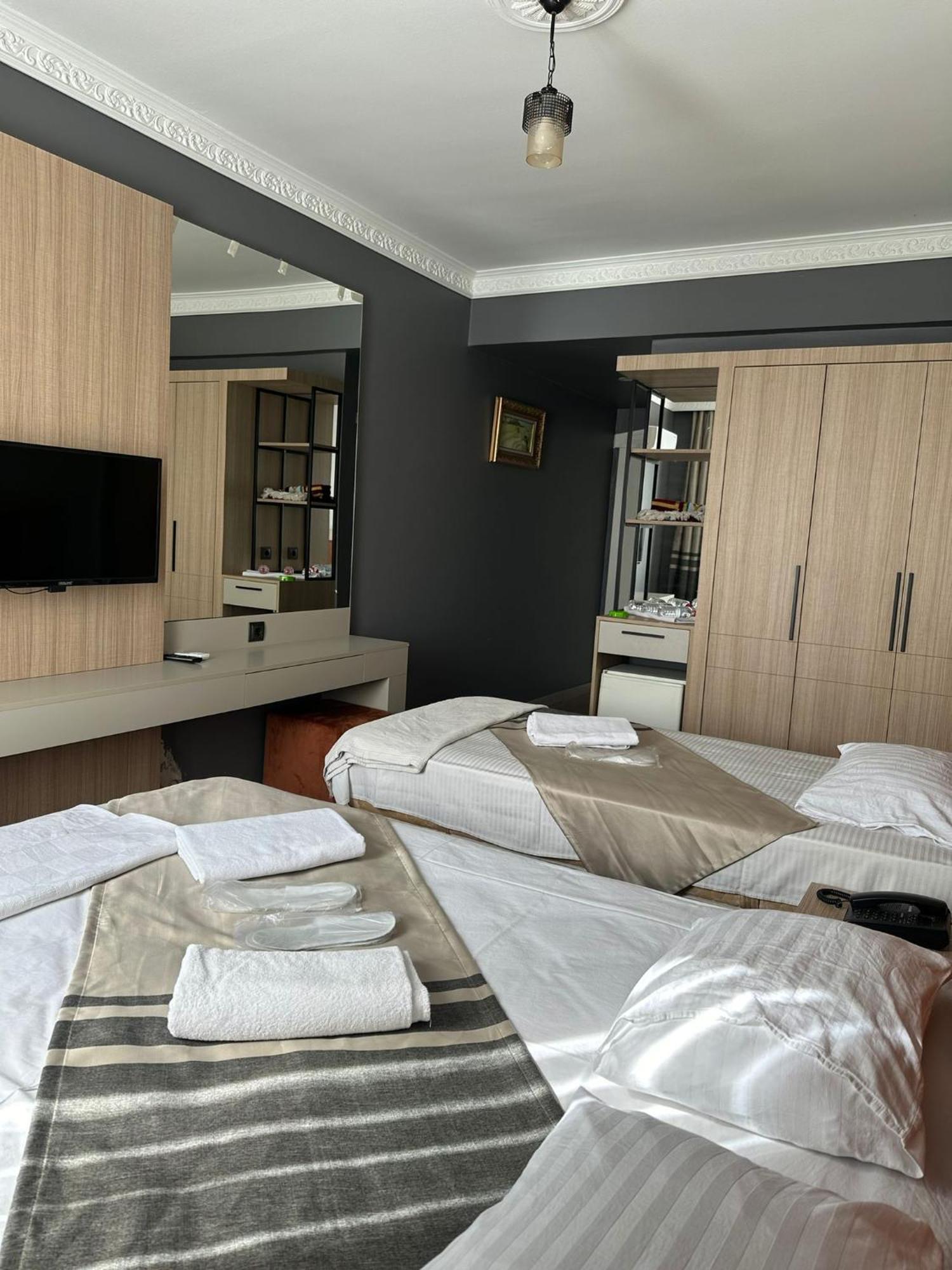 Metros Hotel Mersin  Exterior photo